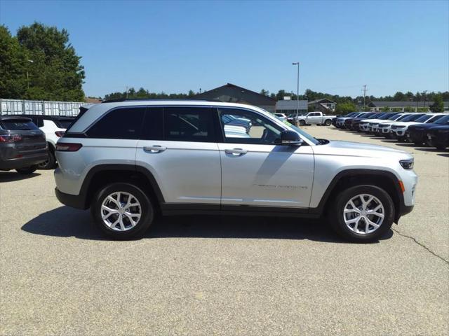 used 2022 Jeep Grand Cherokee car, priced at $34,999