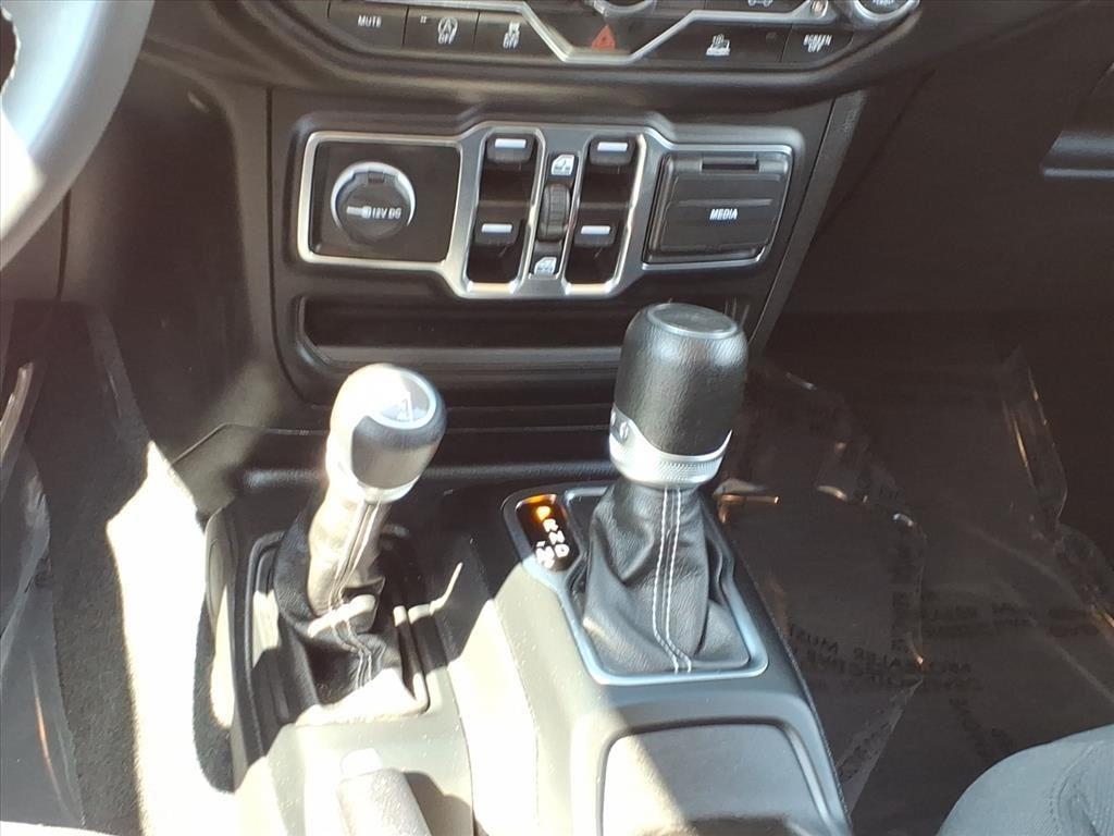 used 2023 Jeep Gladiator car, priced at $31,999