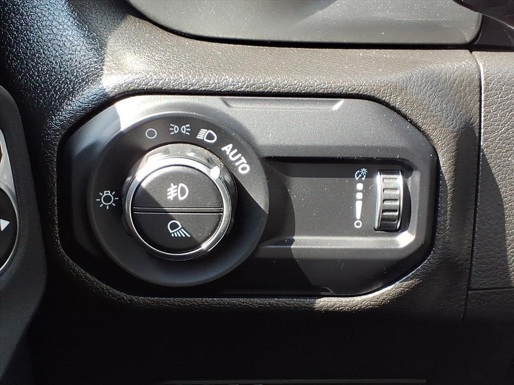 used 2023 Jeep Gladiator car, priced at $31,999