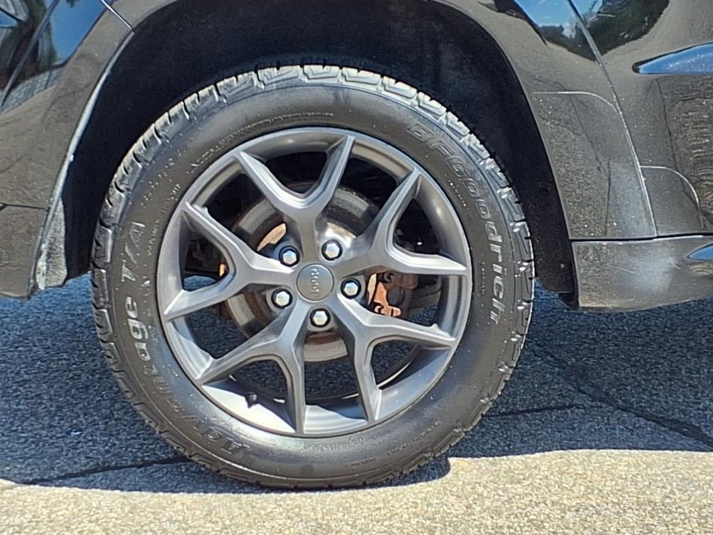 used 2019 Jeep Grand Cherokee car, priced at $23,999