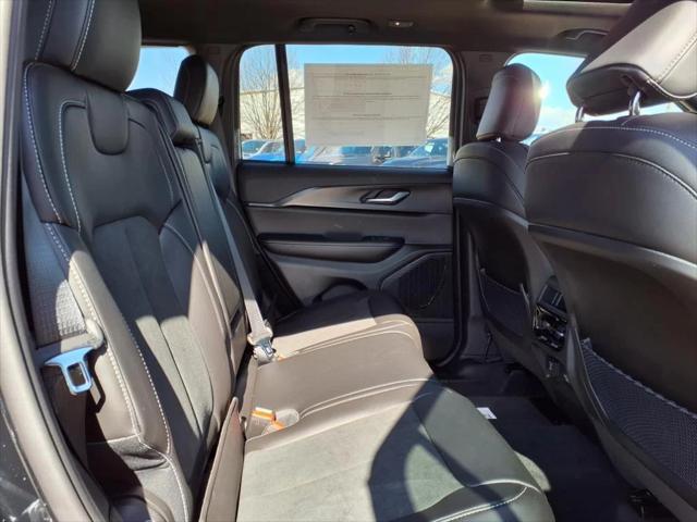 new 2025 Jeep Grand Cherokee car, priced at $44,705