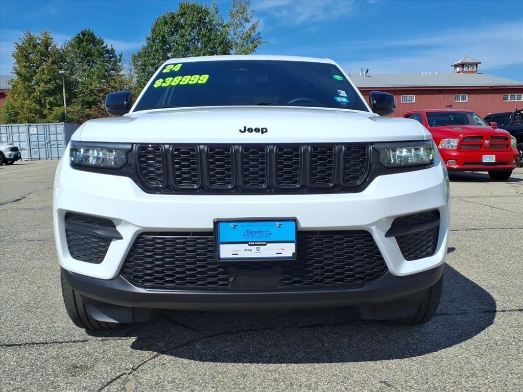 used 2024 Jeep Grand Cherokee car, priced at $38,999