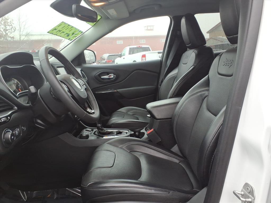 used 2023 Jeep Cherokee car, priced at $29,999