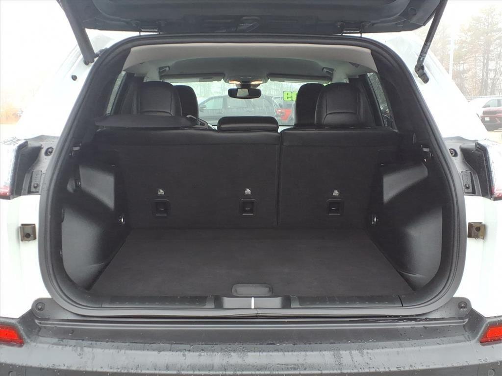 used 2023 Jeep Cherokee car, priced at $29,999