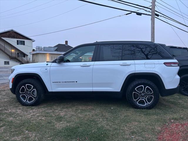 used 2022 Jeep Grand Cherokee 4xe car, priced at $40,999