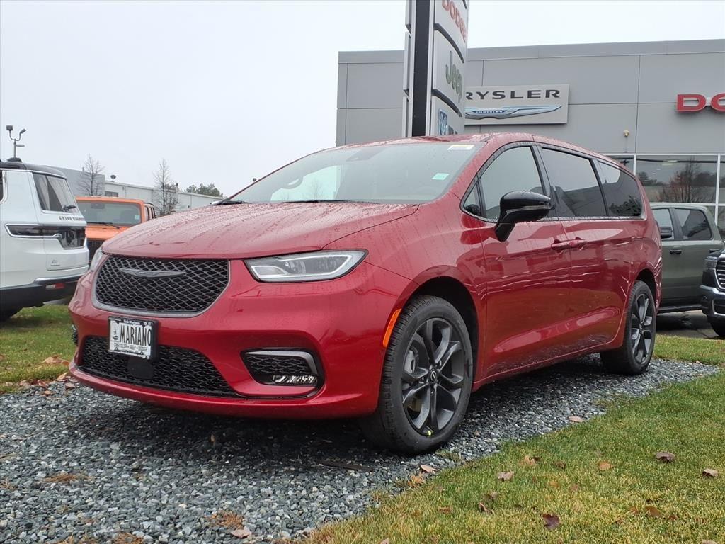 new 2026 Chrysler Pacifica car, priced at $44,990