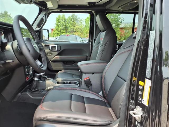 new 2025 Jeep Gladiator car, priced at $55,420