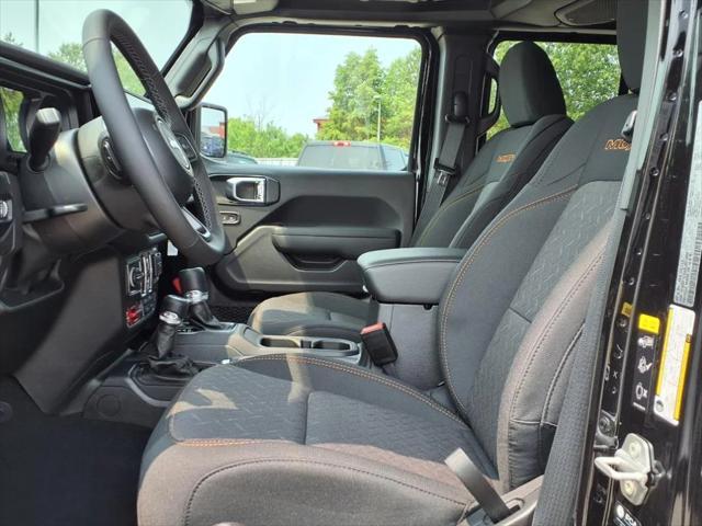 new 2025 Jeep Gladiator car, priced at $50,196