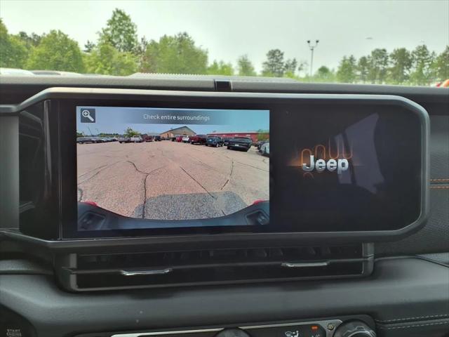 new 2025 Jeep Gladiator car, priced at $50,196