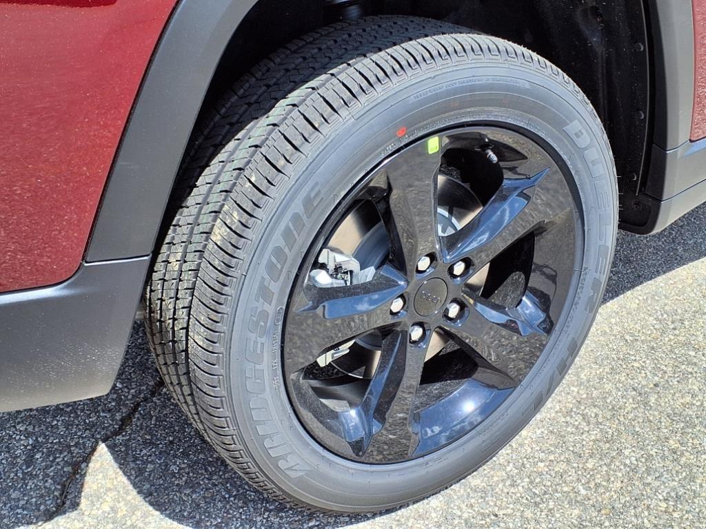 new 2025 Jeep Grand Cherokee L car, priced at $43,071