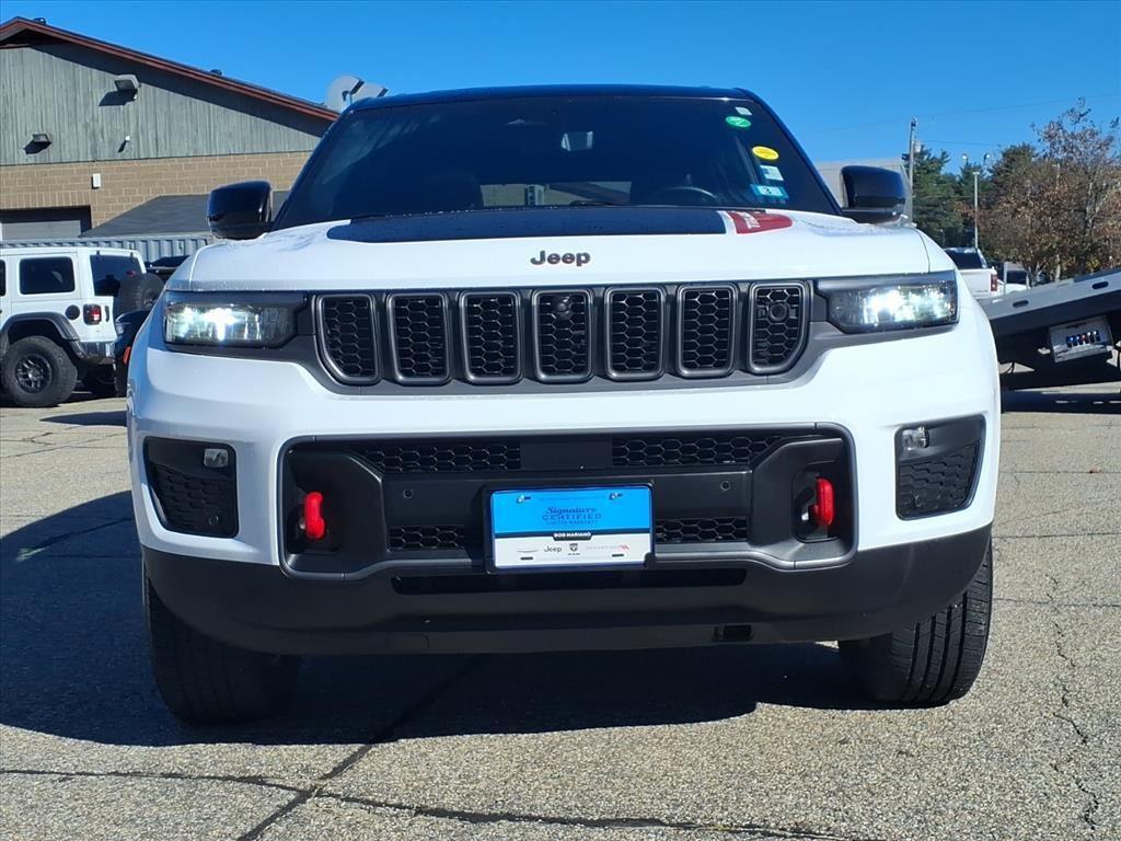 used 2022 Jeep Grand Cherokee car, priced at $33,999
