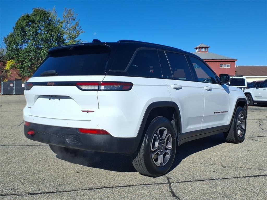 used 2022 Jeep Grand Cherokee car, priced at $33,999