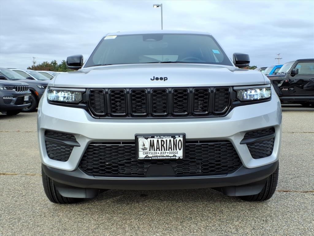 new 2025 Jeep Grand Cherokee car, priced at $43,457