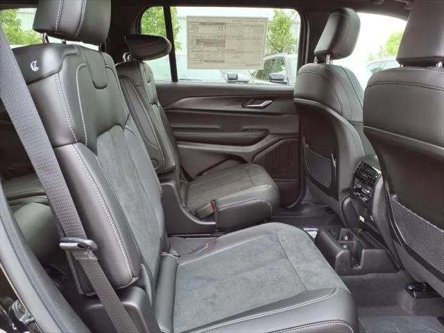 new 2025 Jeep Grand Cherokee L car, priced at $44,572