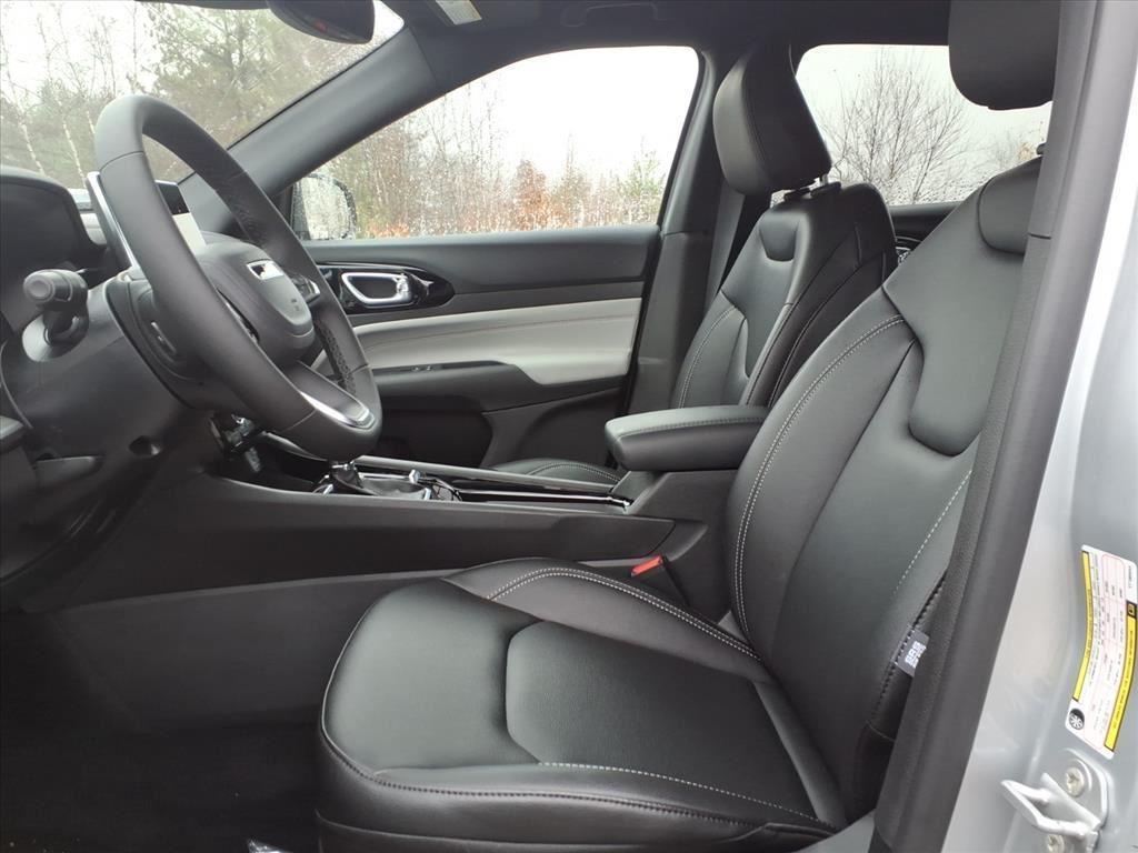 new 2026 Jeep Compass car, priced at $33,267