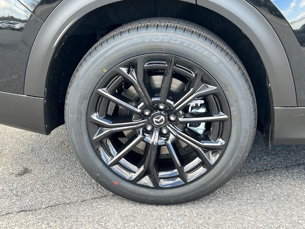 new 2025 Mazda CX-70 car, priced at $50,272