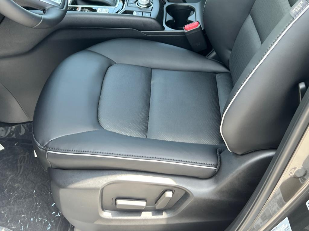 new 2025 Mazda CX-5 car, priced at $31,553