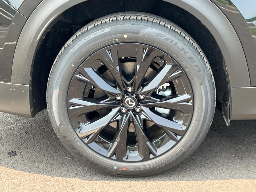 new 2025 Mazda CX-90 car, priced at $46,070