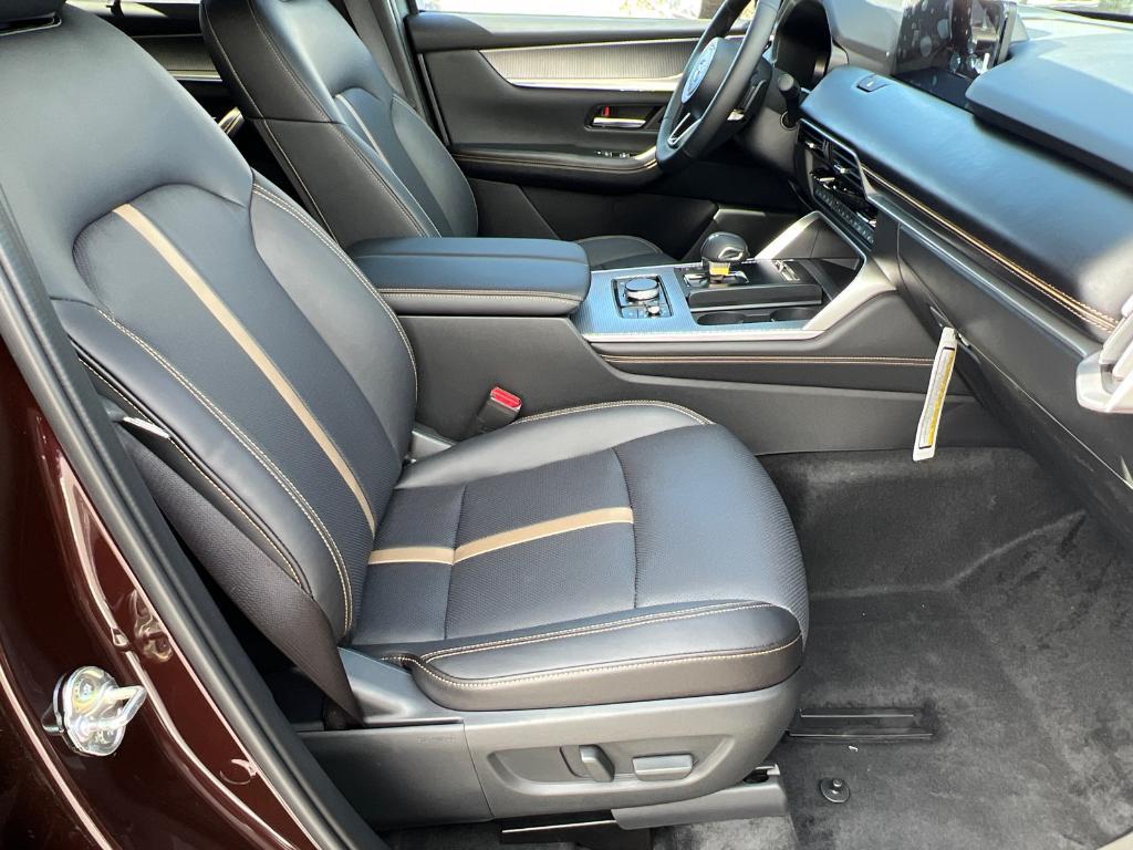 new 2025 Mazda CX-90 car, priced at $51,665