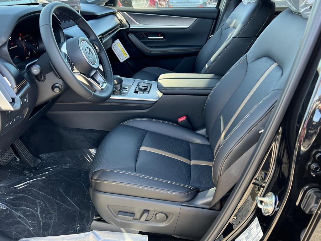 new 2025 Mazda CX-90 car, priced at $51,673