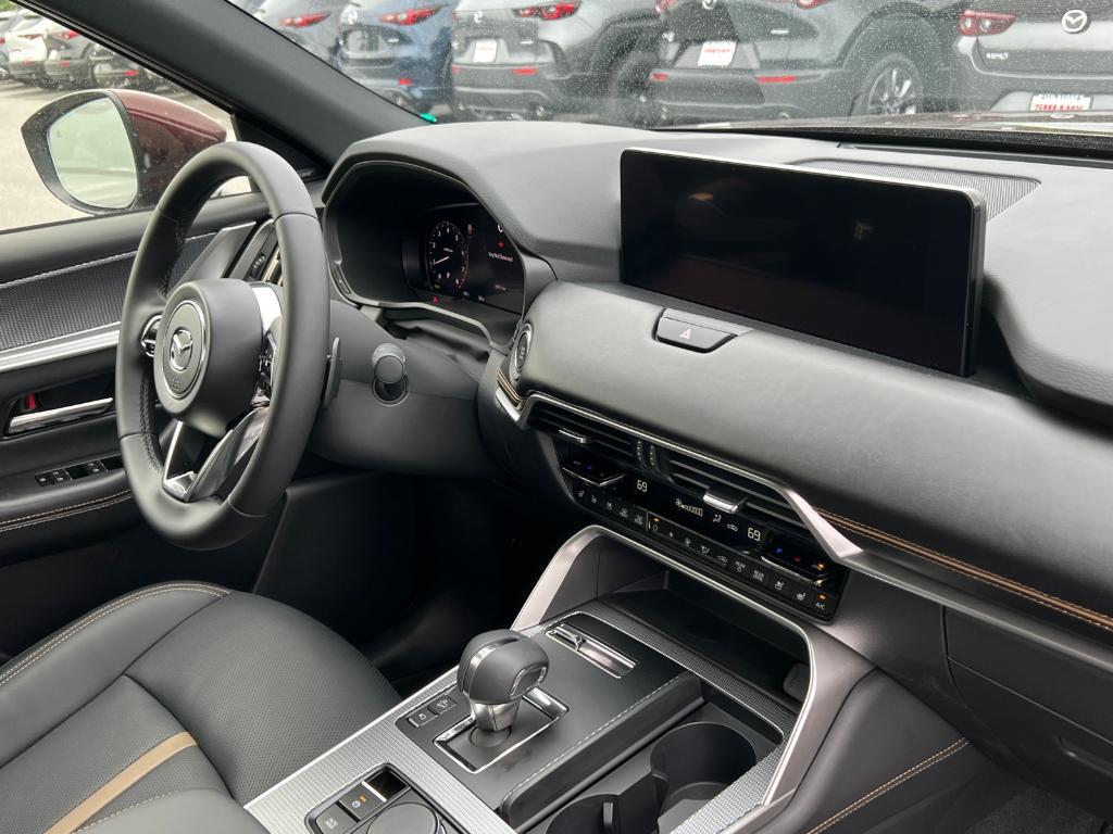 new 2025 Mazda CX-90 car, priced at $51,739