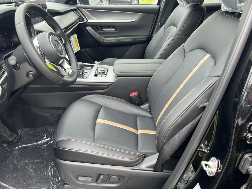 new 2025 Mazda CX-90 car, priced at $53,796