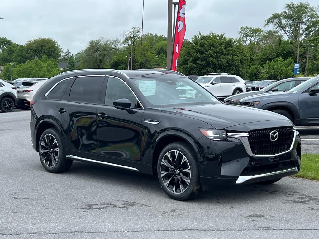new 2025 Mazda CX-90 car, priced at $53,796