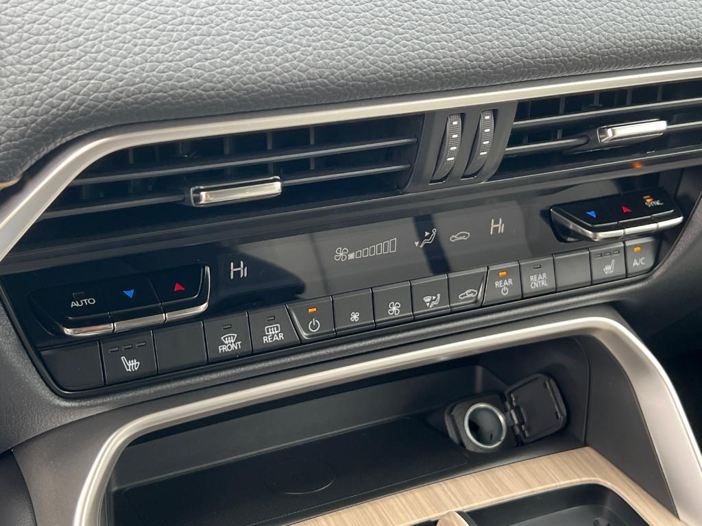 new 2025 Mazda CX-70 PHEV car, priced at $53,935
