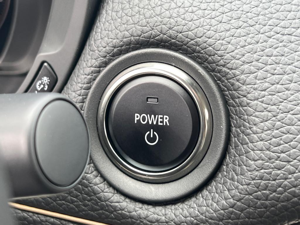 new 2025 Mazda CX-70 PHEV car, priced at $53,935