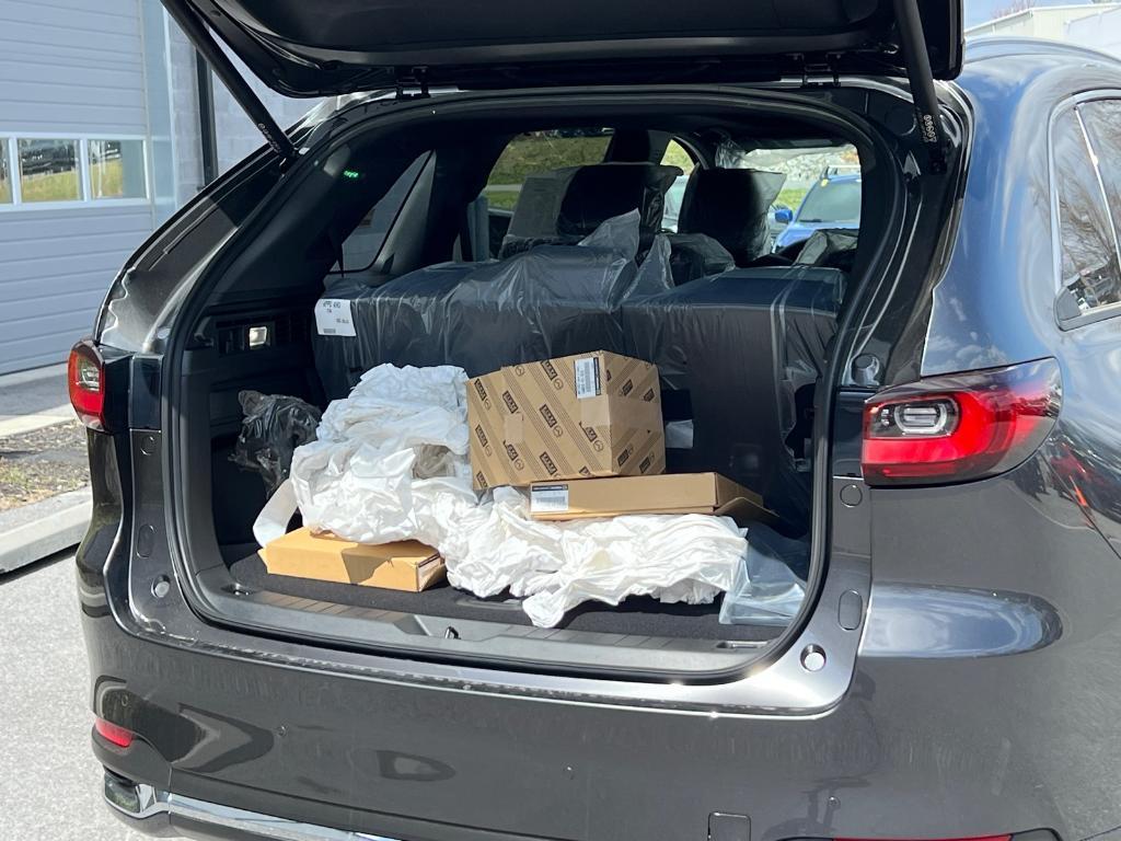 new 2025 Mazda CX-90 car, priced at $52,060