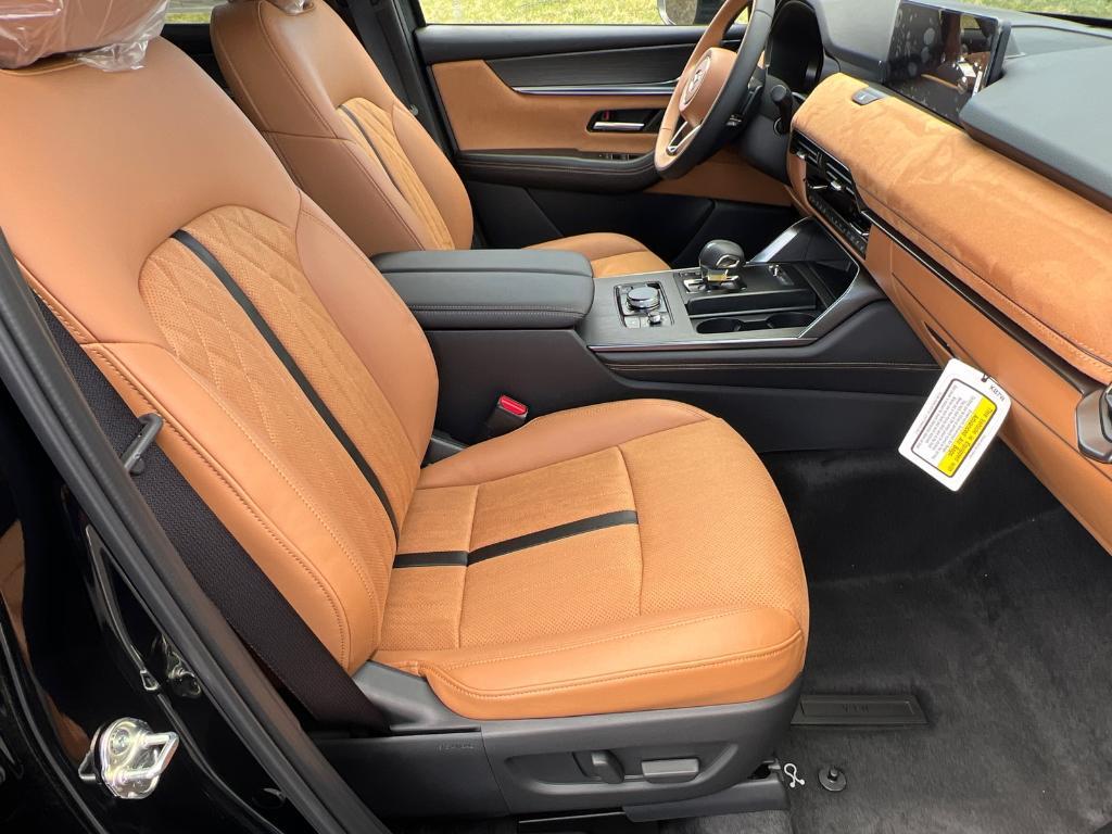 new 2025 Mazda CX-70 car, priced at $53,546