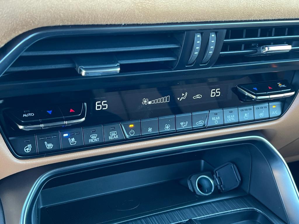new 2025 Mazda CX-90 car, priced at $54,689