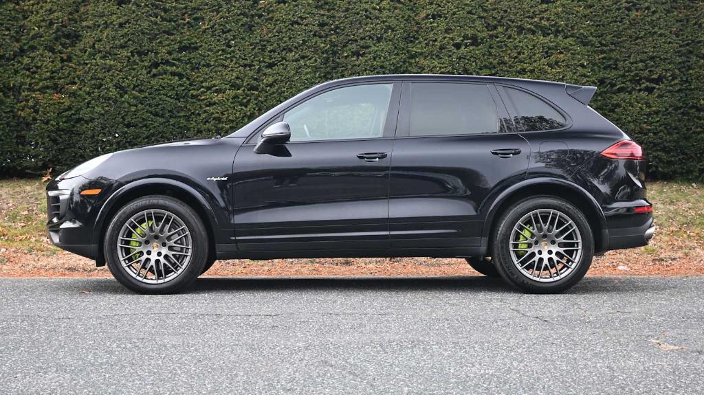 used 2018 Porsche Cayenne car, priced at $25,497