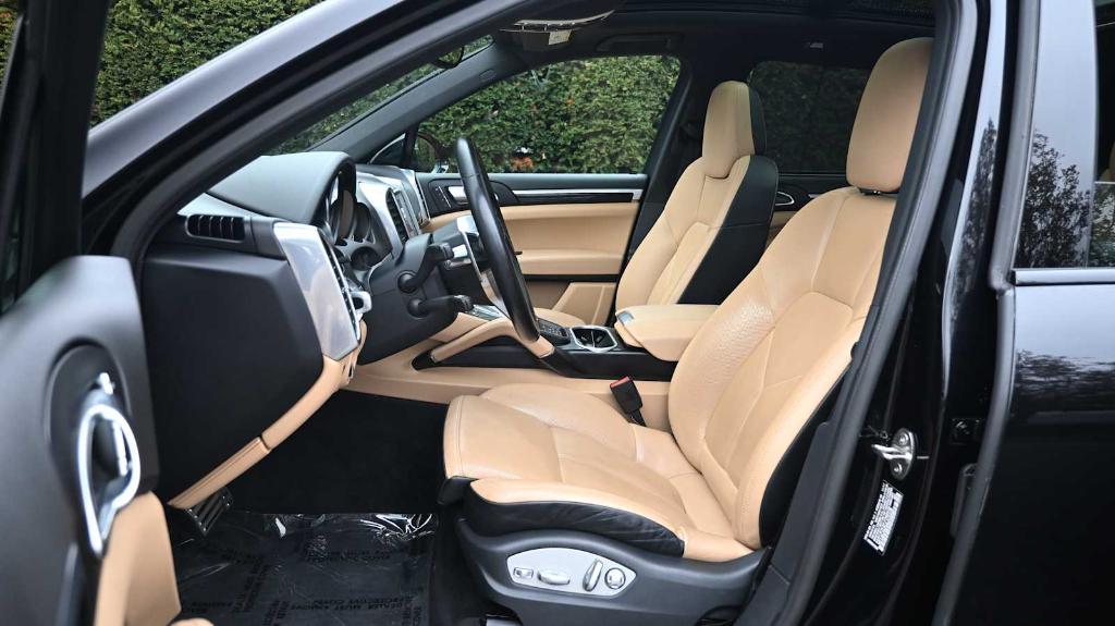 used 2018 Porsche Cayenne car, priced at $25,497