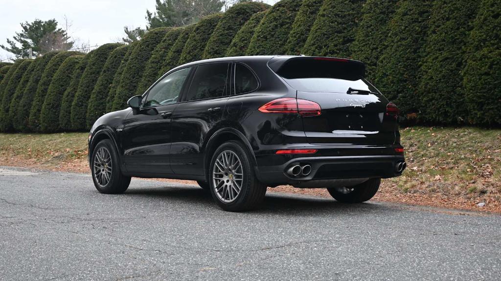 used 2018 Porsche Cayenne car, priced at $25,497