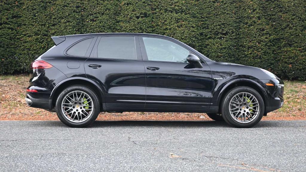 used 2018 Porsche Cayenne car, priced at $25,497