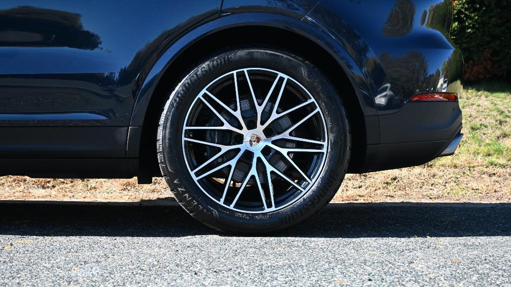 used 2025 Porsche Cayenne car, priced at $90,497