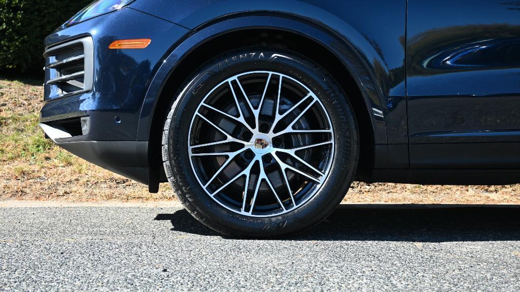 used 2025 Porsche Cayenne car, priced at $90,497