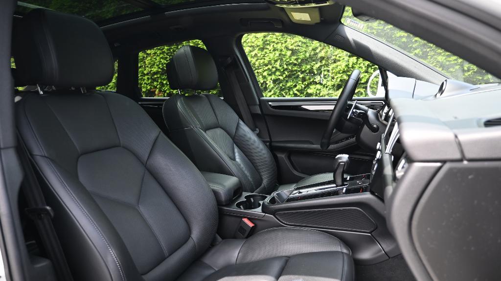 used 2022 Porsche Macan car, priced at $48,998