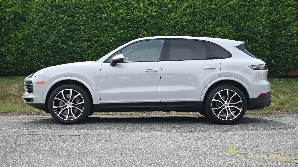 used 2022 Porsche Cayenne car, priced at $61,998
