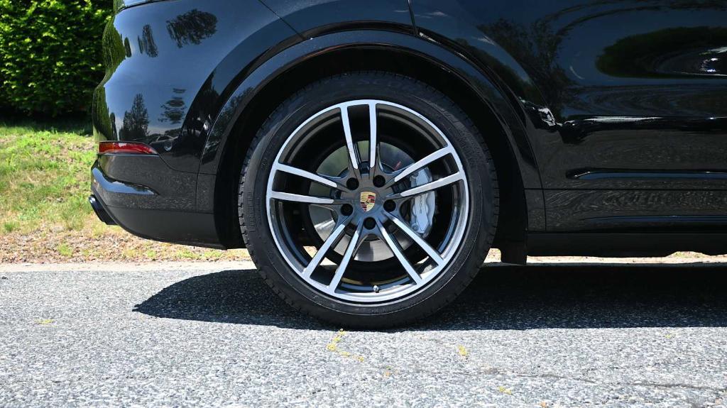 used 2023 Porsche Cayenne car, priced at $114,998