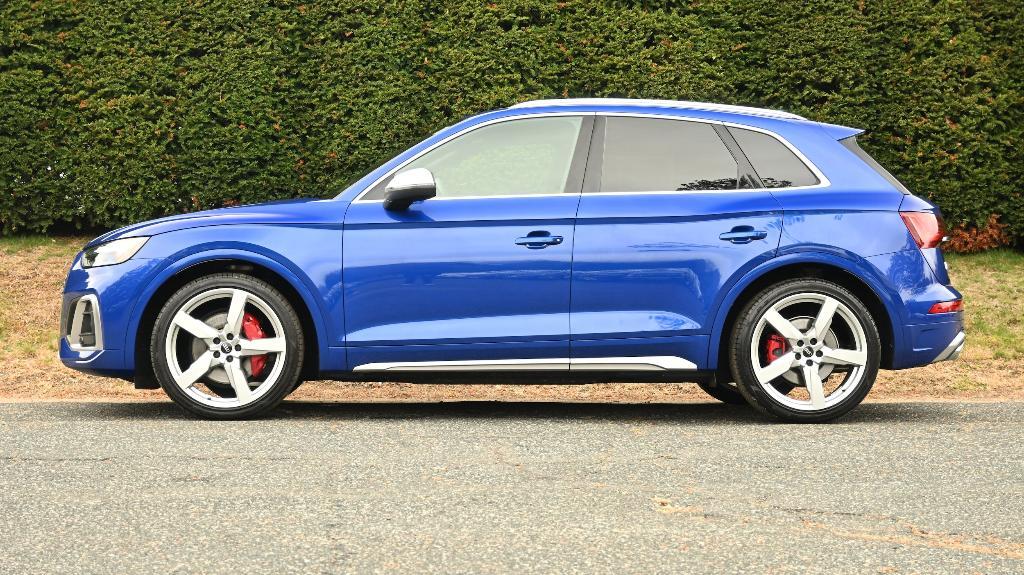 used 2022 Audi SQ5 car, priced at $37,497