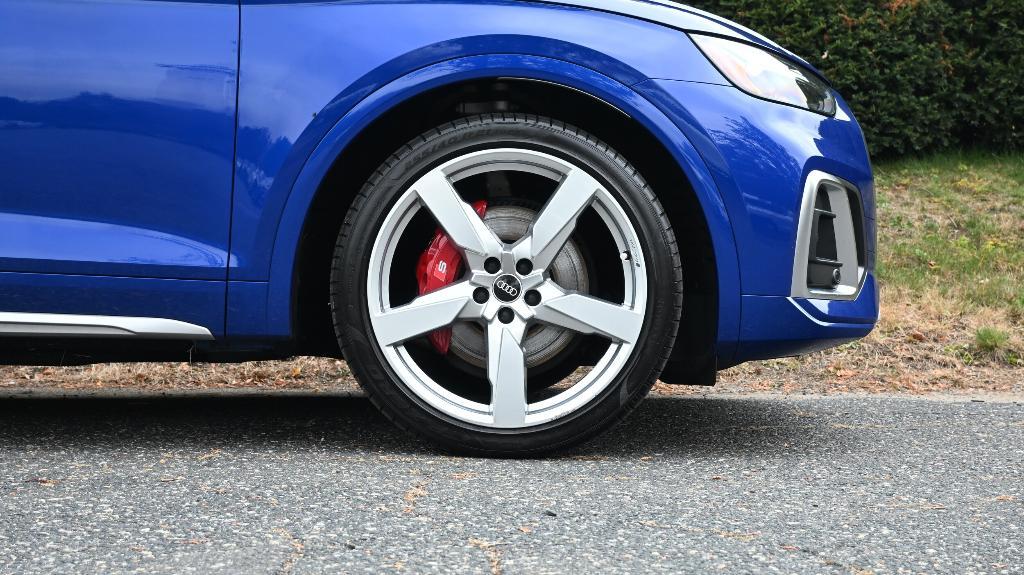 used 2022 Audi SQ5 car, priced at $37,497