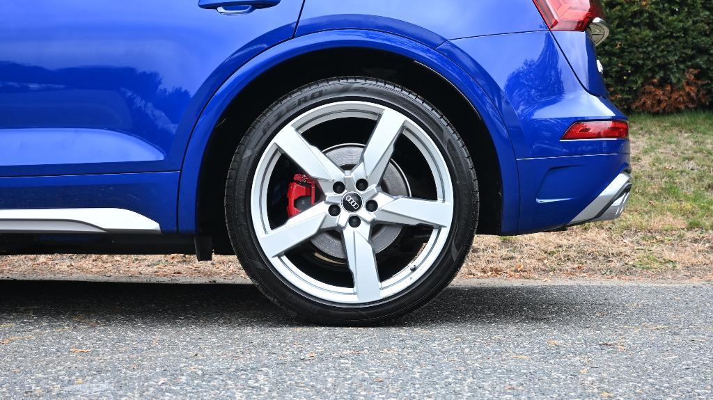 used 2022 Audi SQ5 car, priced at $37,497