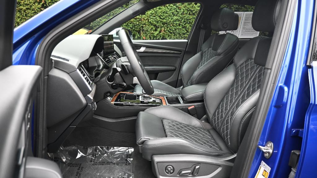 used 2022 Audi SQ5 car, priced at $37,497