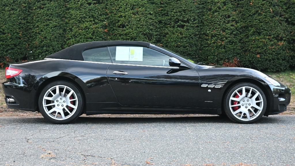 used 2017 Maserati GranTurismo car, priced at $40,297