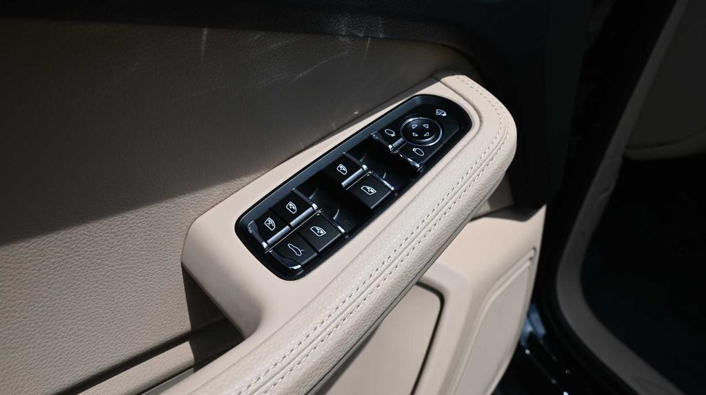 used 2024 Porsche Macan car, priced at $58,998