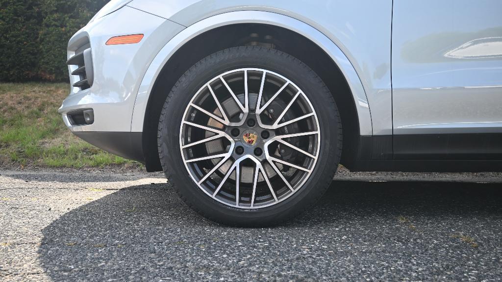 used 2021 Porsche Cayenne car, priced at $53,998