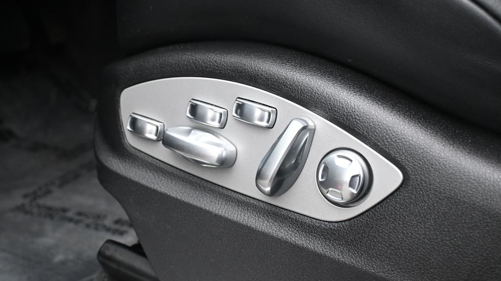 used 2018 Porsche Macan car, priced at $35,497