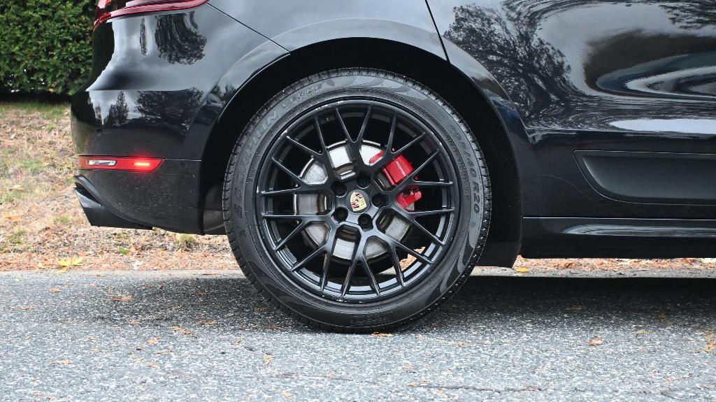 used 2018 Porsche Macan car, priced at $35,497